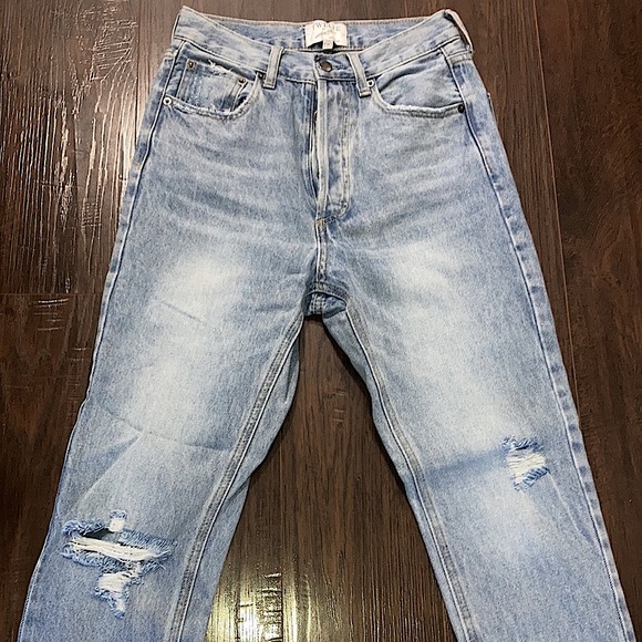 VICI distressed Kasen jeans - Picture 2 of 10
